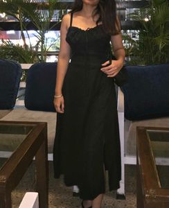 Chic Black Midi Dress
