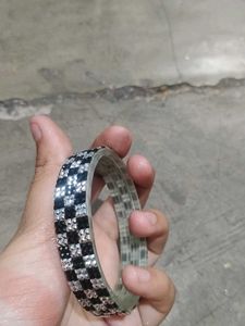 Sparkling Black &amp; White Bangles