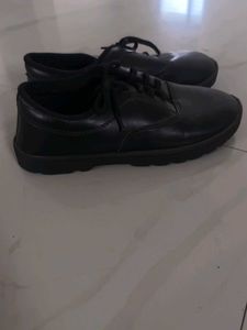 Classic Black Lace-Up Shoes