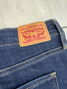 levis bootcut jeans