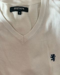 Comfortable White V-Neck Pullover