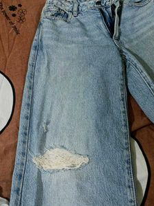 Distressed Wide Leg Jeans