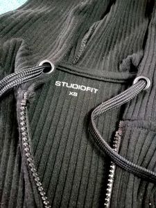 Black Ribbed Cropped Hoodie Vest