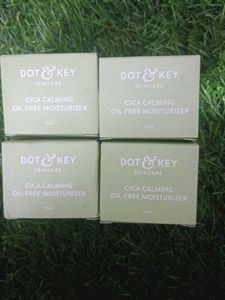 4 mini Dot & Key Cica Calming Oil-Free Moisturizer