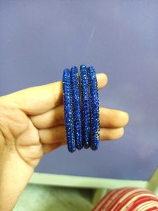 Sparkling Blue Bangles Set