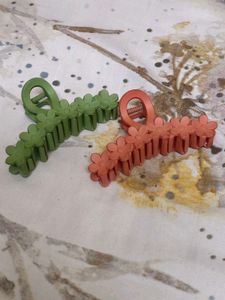 Cute Flower Hair Claw Clips (Set of 2)