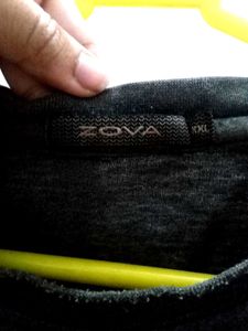 ZOIA JEANS Graphic T-Shirt
