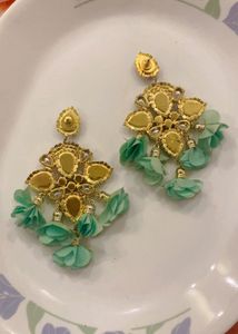 New Stunning Blue &amp; Mint Dangle Earrings