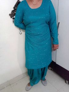 Satin Salvar And Net Suite