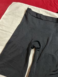 Black Shaping Shorts
