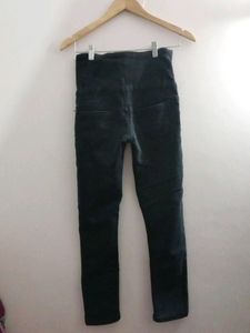 BLACK DENIM JEANS WITH WHITE BAND FOR WOMEN