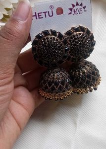 ✨🖤Elegant Black Floral Designer Jhumka Earrings
