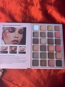 IGoodco Fashion Makeup Set(makeup book)