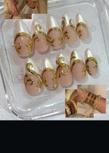 Pearl & Gold Press-On Nails