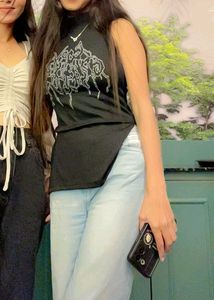 Sleeveless Graphic Print Mock Neck Top