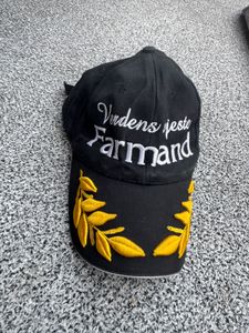 Black Baseball Cap with "Farmand" Embroidery