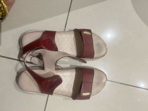Stylish Maroon &amp; Cream Sandals