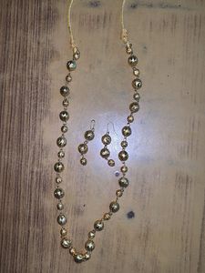 Gold Tone Beaded Necklace &amp; Earring Set