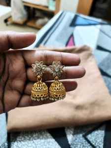 two jhumka set