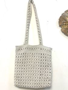 Crochet Tote Bag with Tulips