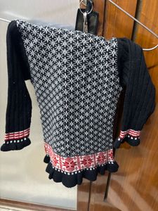 Cozy Winter Knit Sweater with Fur Collar