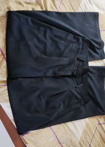Classic Black Wide-Leg Trousers