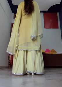 Beautiful Kurta Set with Intricate Embroidery