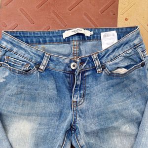 Vero Moda Light Wash Denim Jeans