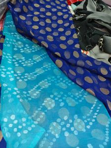 Beautiful 2 Colour Saree Navy Nd Blue Dot Desig