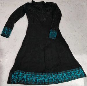 Elegant Embroidery Black Kurta &amp; Chudidar