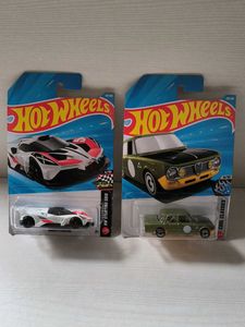 HOTWHEELS BUGATTI BOLIDE & ALFA ROMEO GIULIA