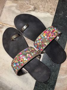 Embellished Toe Ring Sandals