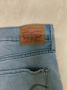 Levis slim fit jeans