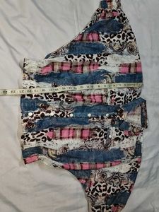 Trendy women's patchwork shirt top .