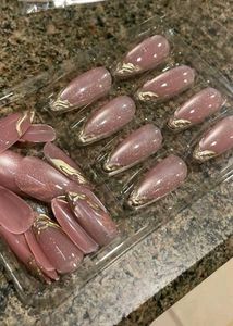 Pinteresty Press-On Nails