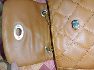 Fastrack Premium Quilted Shoulder Bag