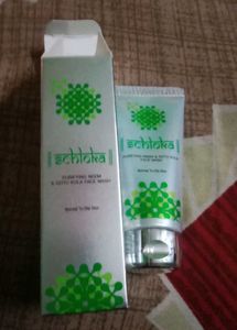 Scholoka Face Wash &amp; Scrub Bundle