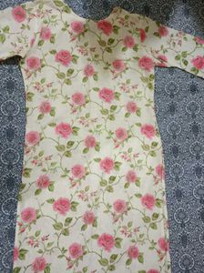 Elegant Floral Print Kurta with Embellished Neckli
