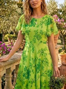 New Flowy Green Floral Print Maxi Dress