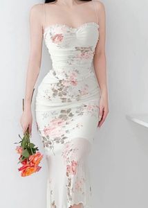 Floral Ruched Sheath Dress with Lace Trim