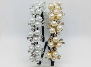 One Pearl & Rhinestone Hairband Set