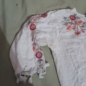 Embroidered White Kurta Set