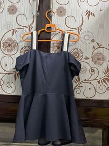 Chic Navy Cold Shoulder Dress