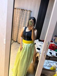 Stylish Lehenga Choli Set