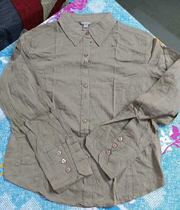 Women's Casual Button-Up Shirt