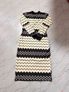Chic Black & Cream Zig Zag Midi Dress