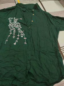 Green Embroidered Kurta