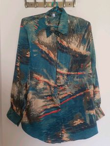 Premium Abstract Print Button-Up Shirt