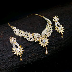 Sukkhi Fabulous Gold Plated AD Necklace Set For Wo