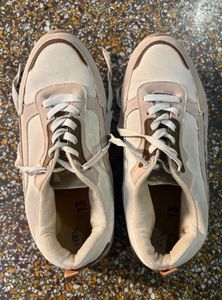 Women shoes